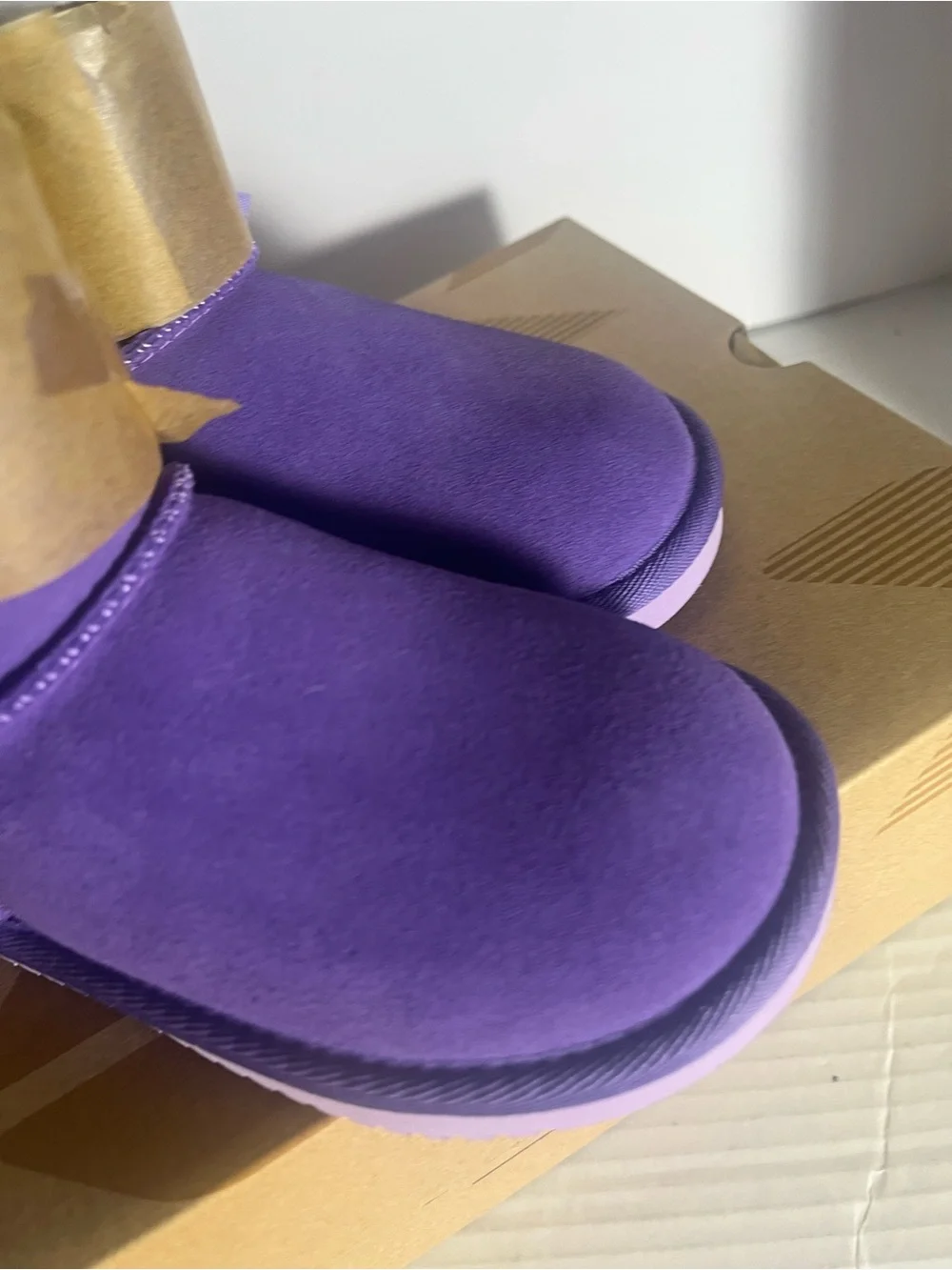 Koolaburra by UGG size 8 New with out tag